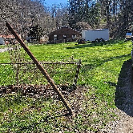 2nd image of 603 Crestlyn Dr
