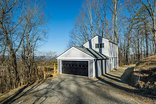 112 Wilderness Dr Photo 1
