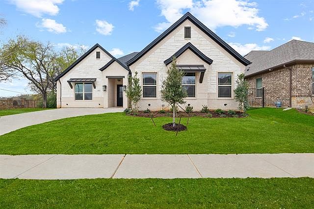 1st image of 6924 Clayton Nicholas Ct