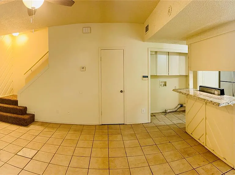 1206 Tartan Ln #B — Photo 7