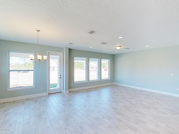 5th image of 49 Woodsong Ln