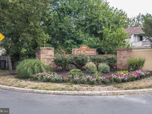 175 La Cascata Tnhs, Clementon, NJ 08021