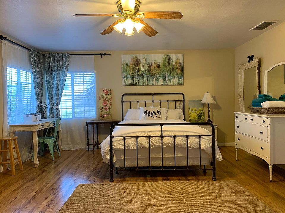 Master bedroom (currently not furnished)