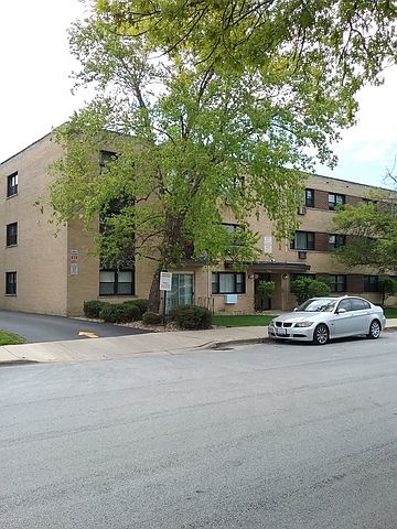 1st image of 6231 W 94th St APT 3NE