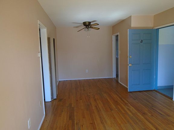 4th image of 3401 Gaviota Ave APT B