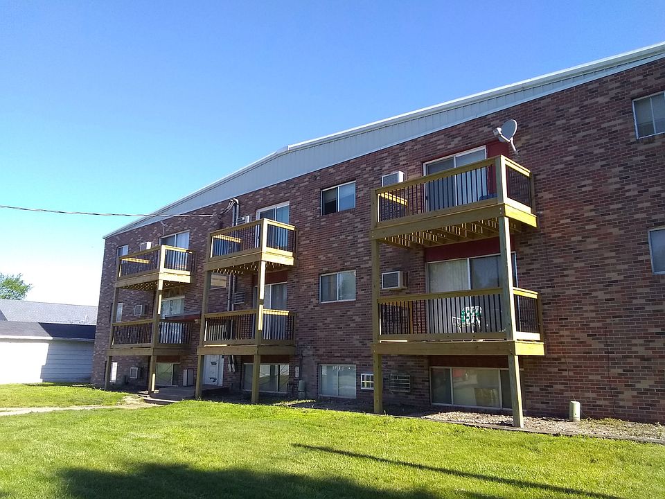 1st image of 118 E Phillip Ave #9