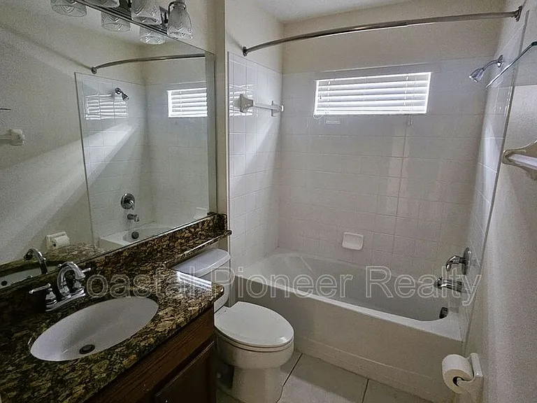 3220 Clover Blossom Cir — Photo 6