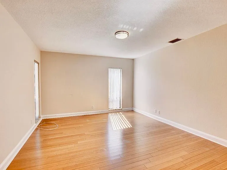 17768 Maplewood Dr #0 — Photo 23