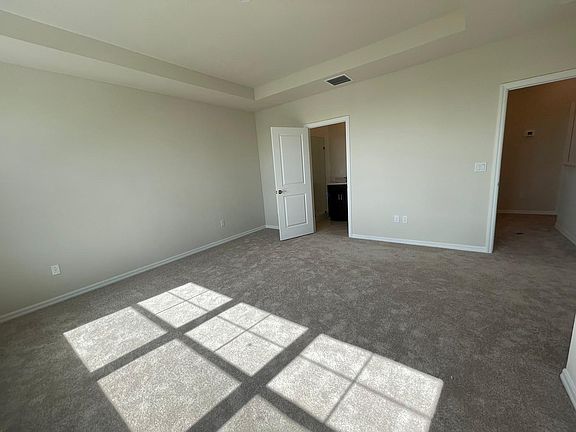 2nd image of 41 Greenway Dr