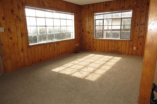 Unit 1018 - Living Room