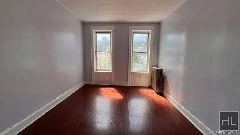 3 bed, 1.0 bath, $3,500 — Photo 4