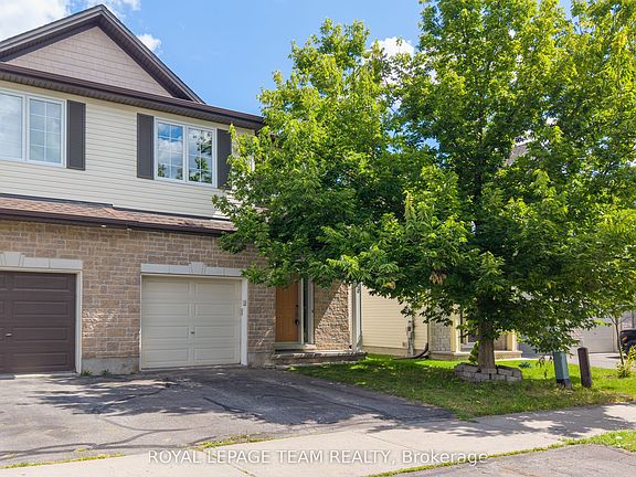 2nd image of 686 White Alder Ave