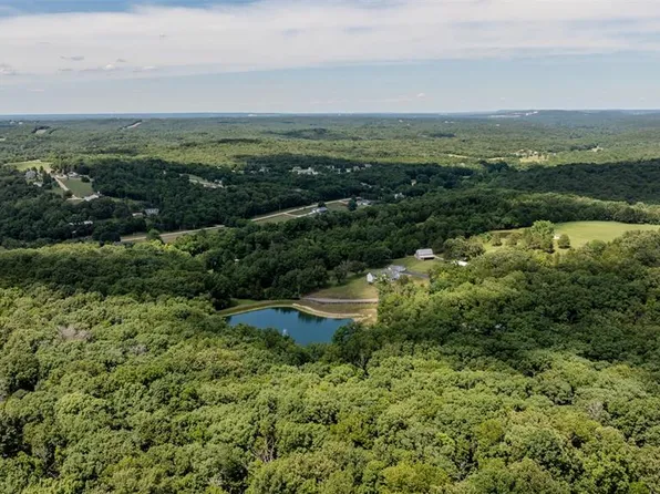2728 Flucom Rd, De Soto, MO 63020