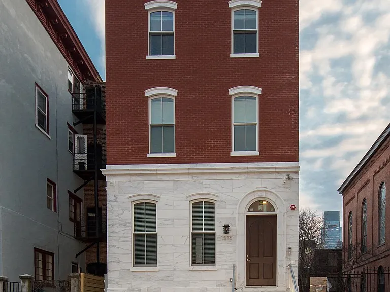 1516 Green St #A — Photo 25