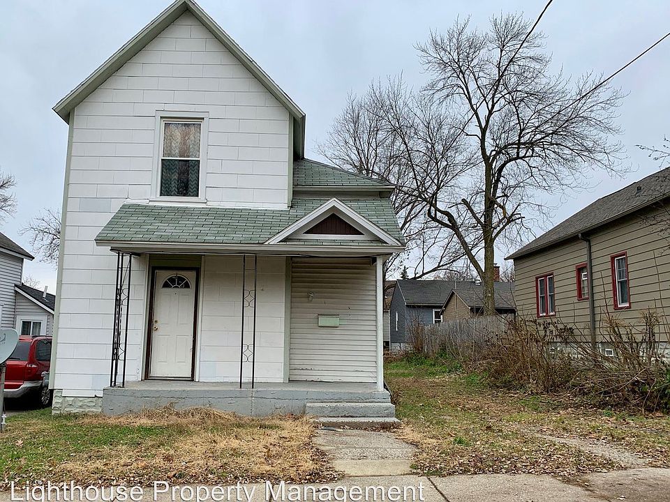 1st image of 253 Dean St NE