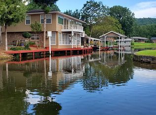 8372 Emerald Lake Dr E, Pinson, AL 35126