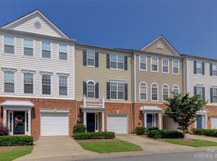 5520 Werburgh St, Charlotte, NC 28209