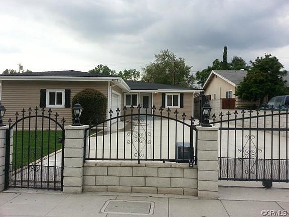 3rd image of 471 Sierra Madre Villa Ave