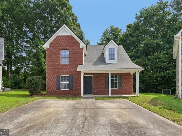 203 Twin Pines Ct, Dallas, GA 30132