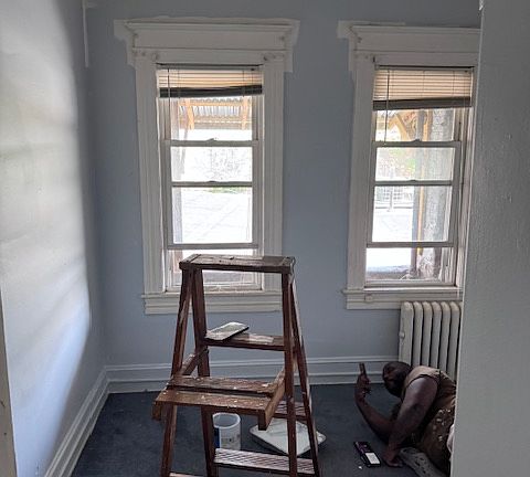 5th image of 304 N Main Ave #302