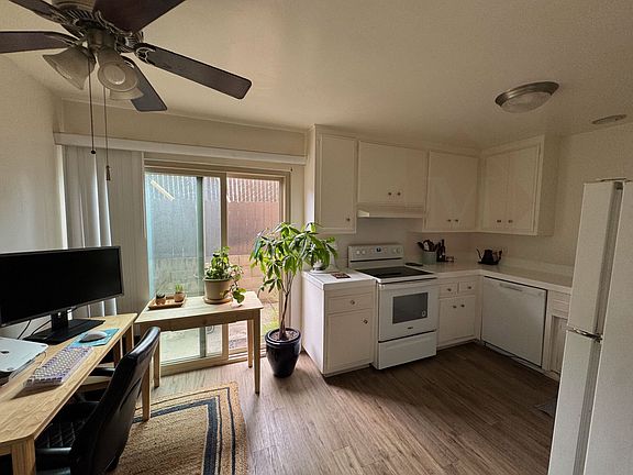 3rd image of 3756 San Remo Dr #20
