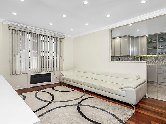 2nd image of 8385 116th St APT 5H