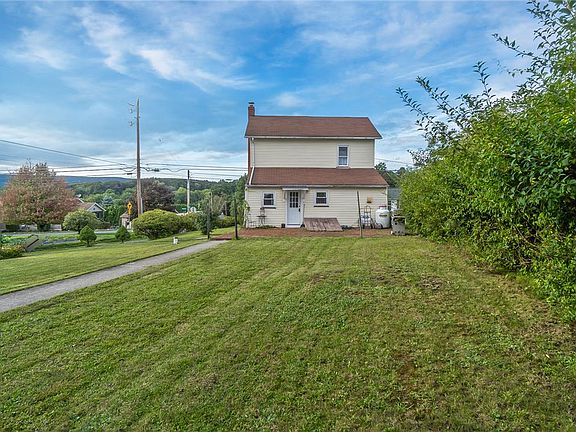 3rd image of 506 Richmond Rd