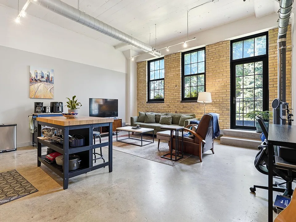 730 Stinson Blvd #124