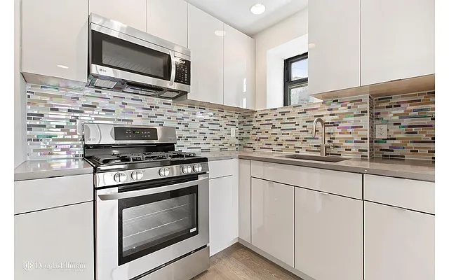 Rented by Douglas Elliman | media 10