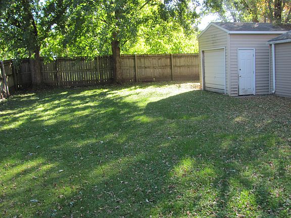 storage shed in back 