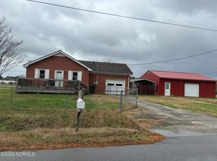 111 Launch Landing Rd, Moyock, NC 27958