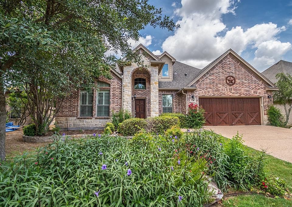 1st image of 438 Spyglass Dr