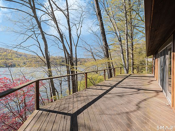 3rd image of 32 Ferris Estates Road
