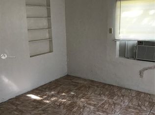 245 NE 116th St #1, Miami, FL 33161