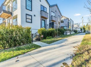 7357 Oak St, Vancouver, BC