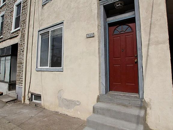 2nd image of 4713 Umbria St