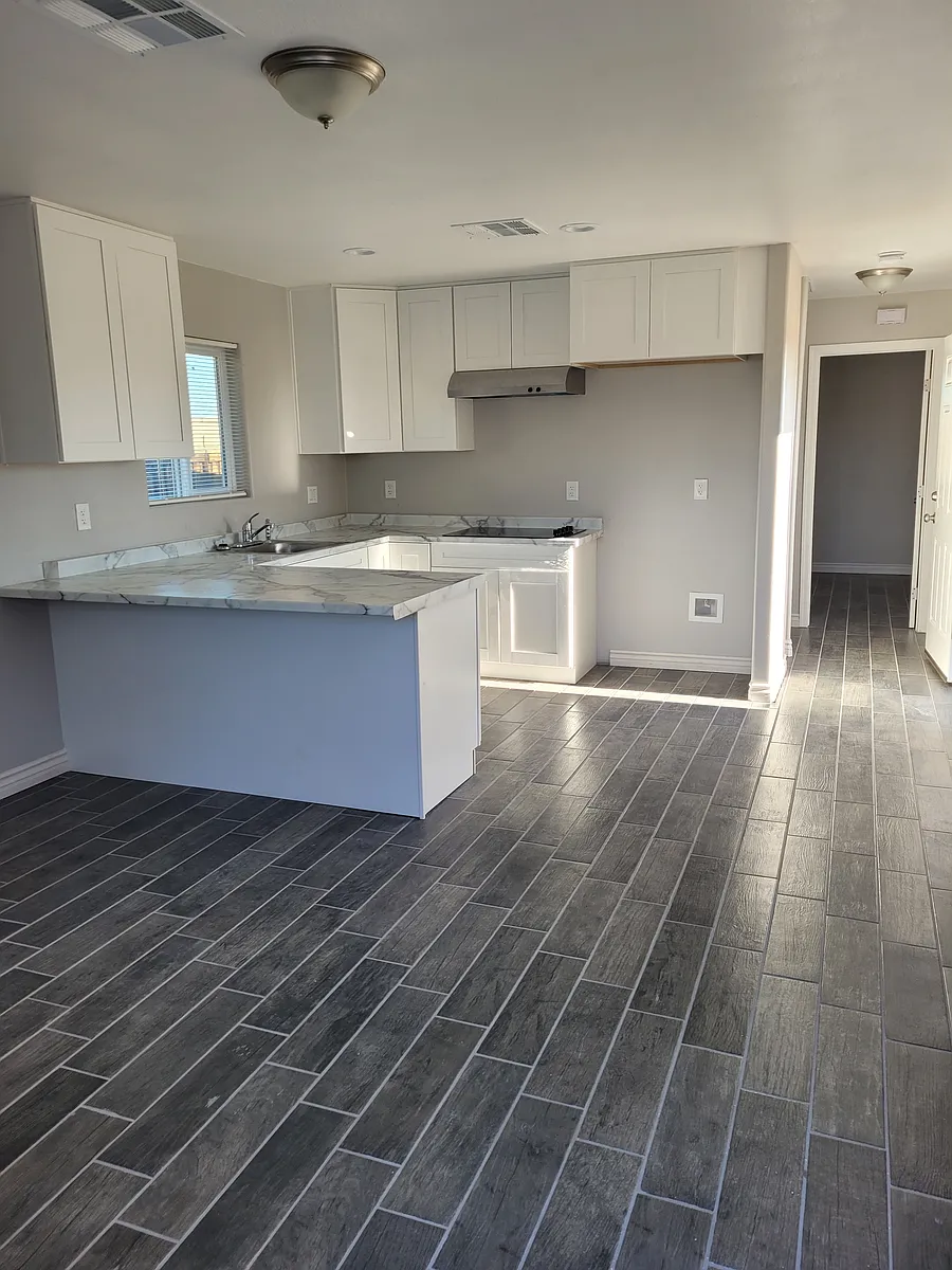 Building Photo - 1424 Harding Ct #2
