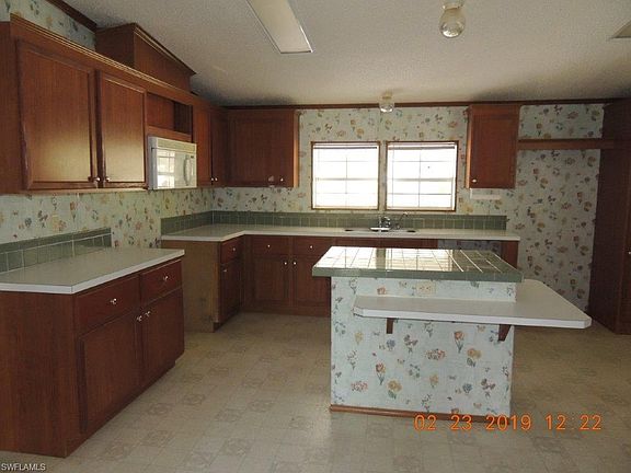 4th image of 5200 Pioneer 8th St