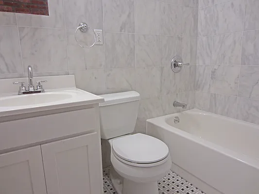 Rented by Bold New York | media 7