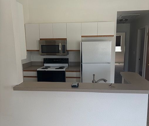 3rd image of 506 Caribou Dr #B