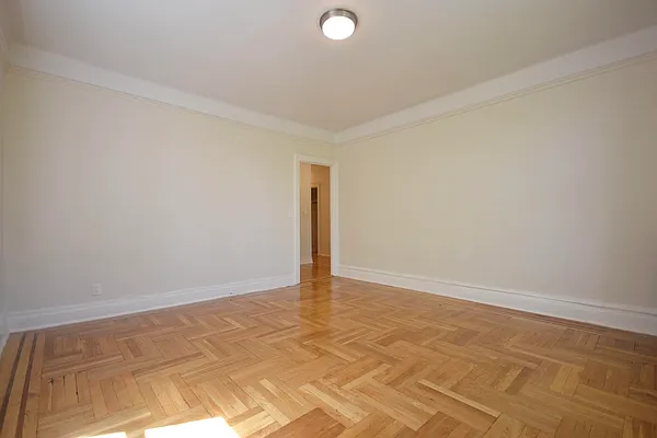 Rented by Silverstein Collection LLC  | media 3