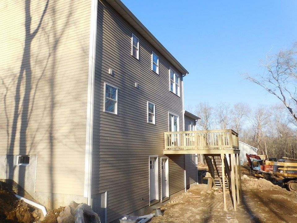 690 Main St, Hope Valley, RI 02832 Zillow