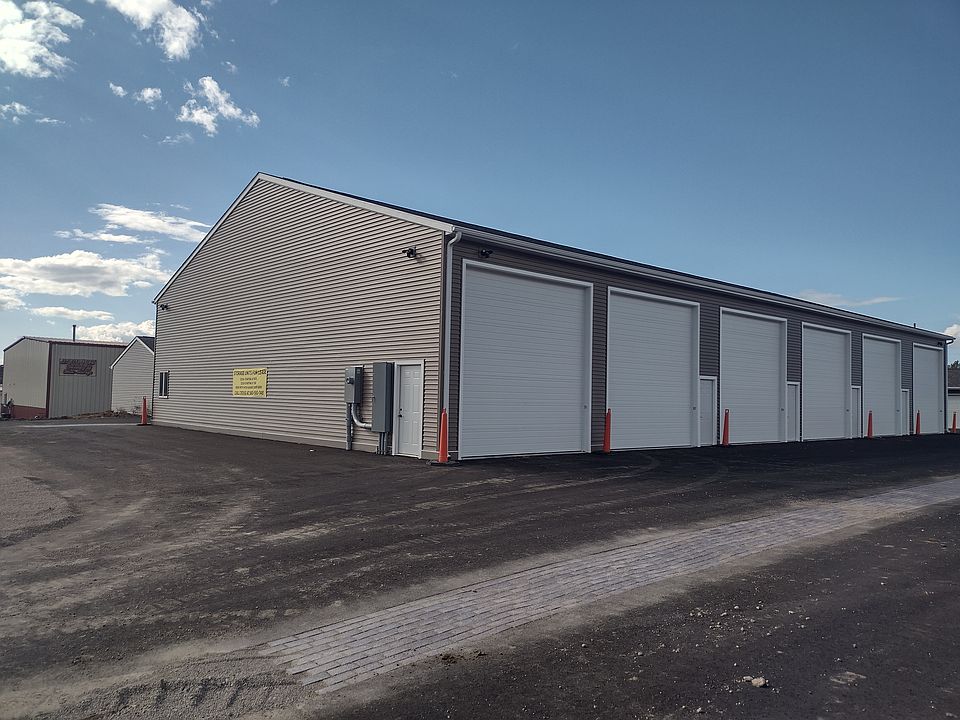 2nd image of 8205 Seippel Ct