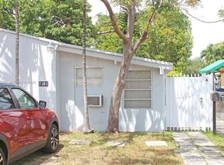 2461 NW 5th St #C, Miami, FL 33125