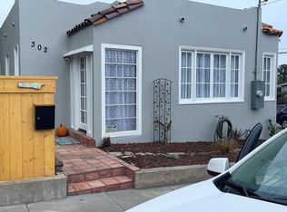 302 Carmel Ave, Pacific Grove, CA 93950