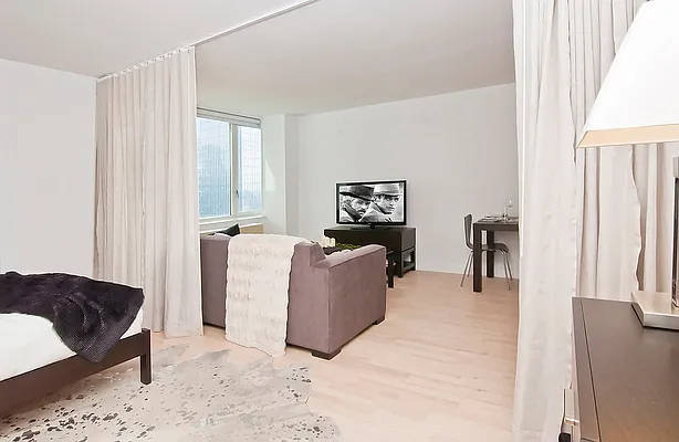 Rented by Sieber International | media 89