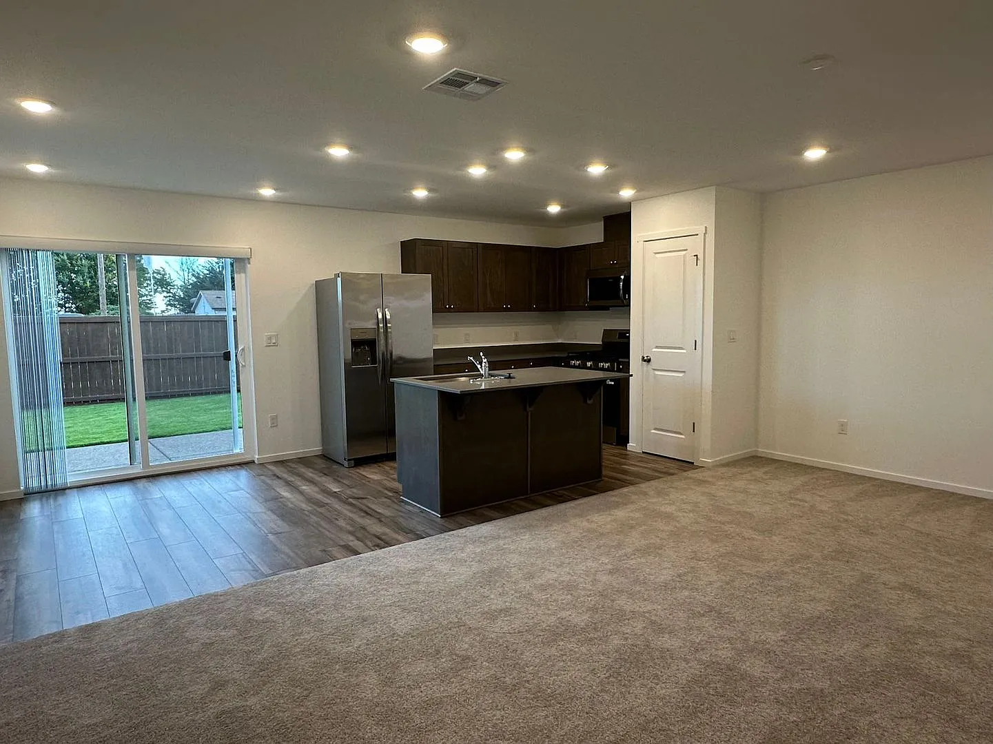 brand new duplex Modern Design & Attached Garage — Photo 2