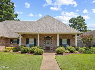 100 Deer Creek Dr, Madison, MS 39110