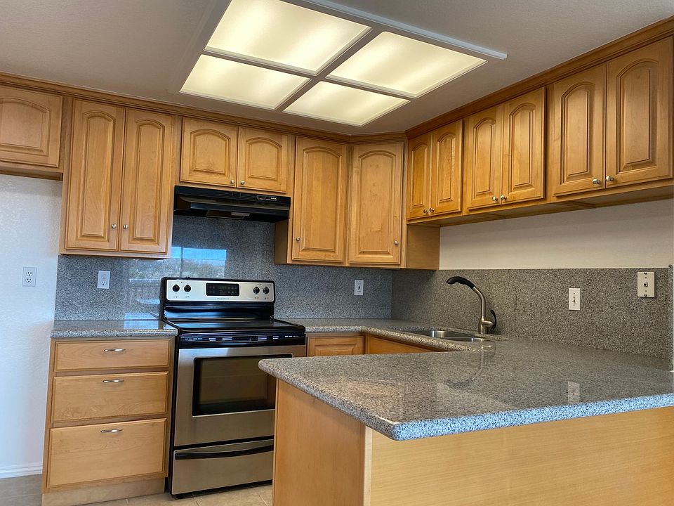 1st image of 2423 Jubilee Ln