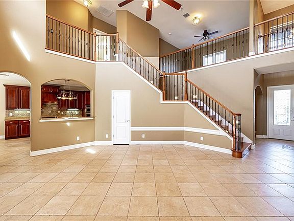 4th image of 10546 Bermuda Isle Dr